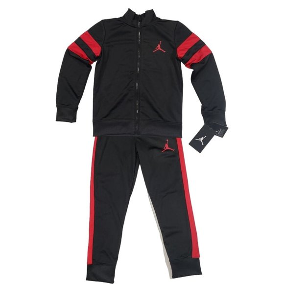 Jordan Boy's  2-Piece Jogging Set Size 6MMM (5-6 yrs) - Picture 1 of 14